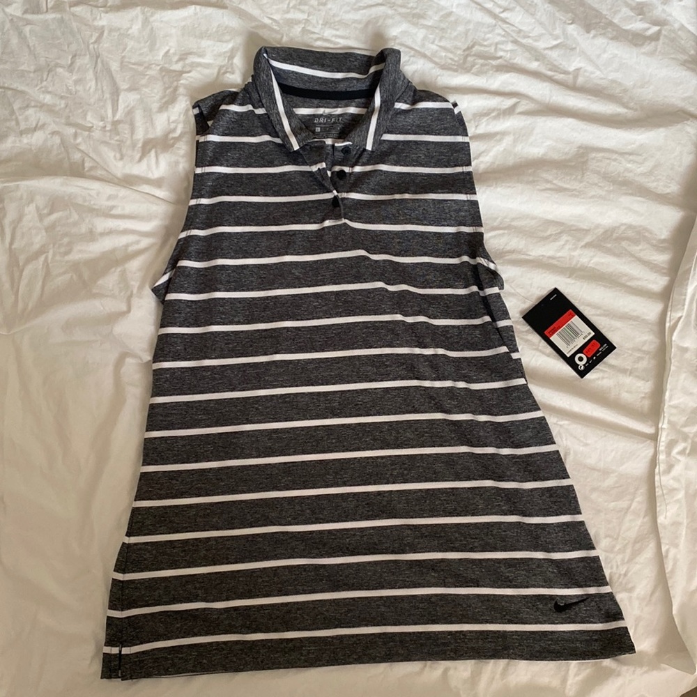 Nike dri-fit womens golf shirt